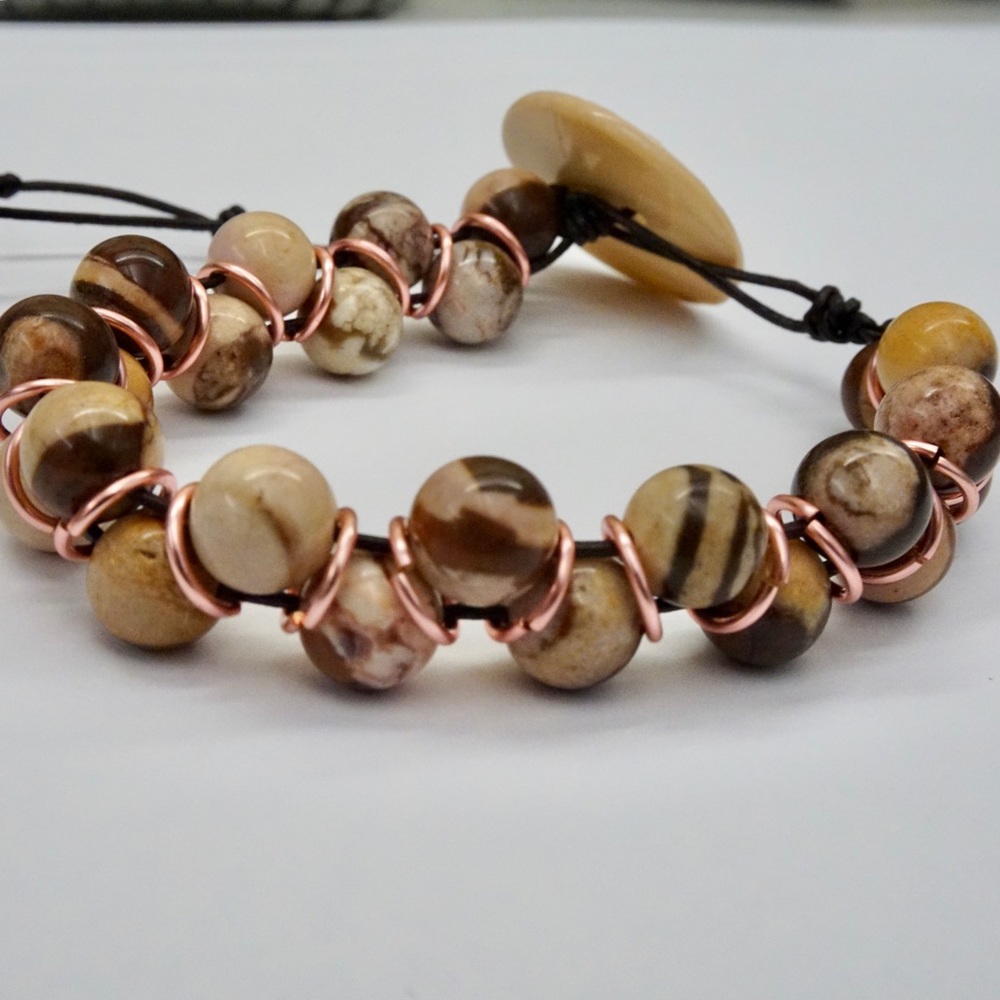 Handmade Beaded Button Bracelet - Picture 2 of 3